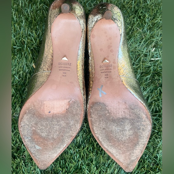 GORGEOUS Schutz Lou Pumps Gold Stiletto Heels size 9_Make a Deal, Gone Monday! - Picture 9 of 10